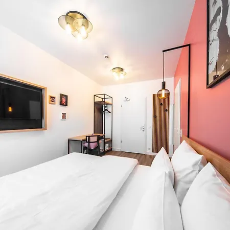 Ξενοδοχείο Calma Mitte 3*