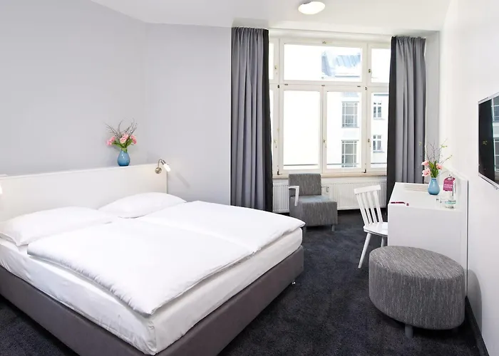 Hotel Calma Mitte 3*