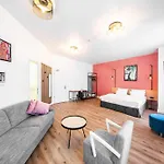Calma Mitte Hotel 3*