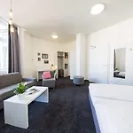 Calma Mitte Hotel