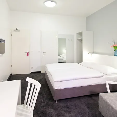 Calma Mitte Hotel 3*